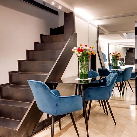 V Collection Piazza Farnese Luxury Отель типа 