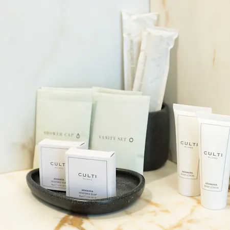 V Collection Piazza Farnese Luxury Отель типа 