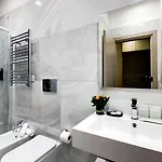 Piazza Farnese Luxury 4* Roma