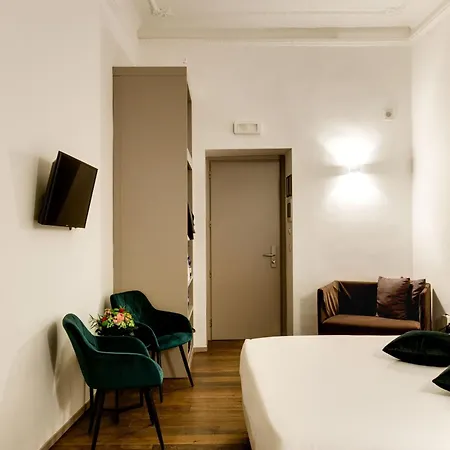 Piazza Farnese Luxury 2* רומא