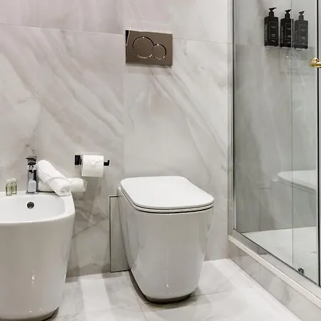 לינה וארוחת בוקר Piazza Farnese Luxury רומא