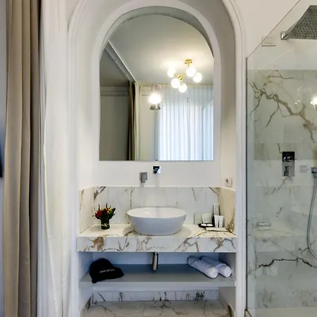לינה וארוחת בוקר Piazza Farnese Luxury